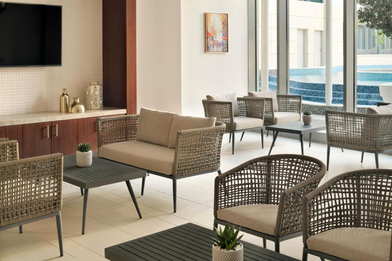 Le Meridien City Center Доха Екстериор снимка