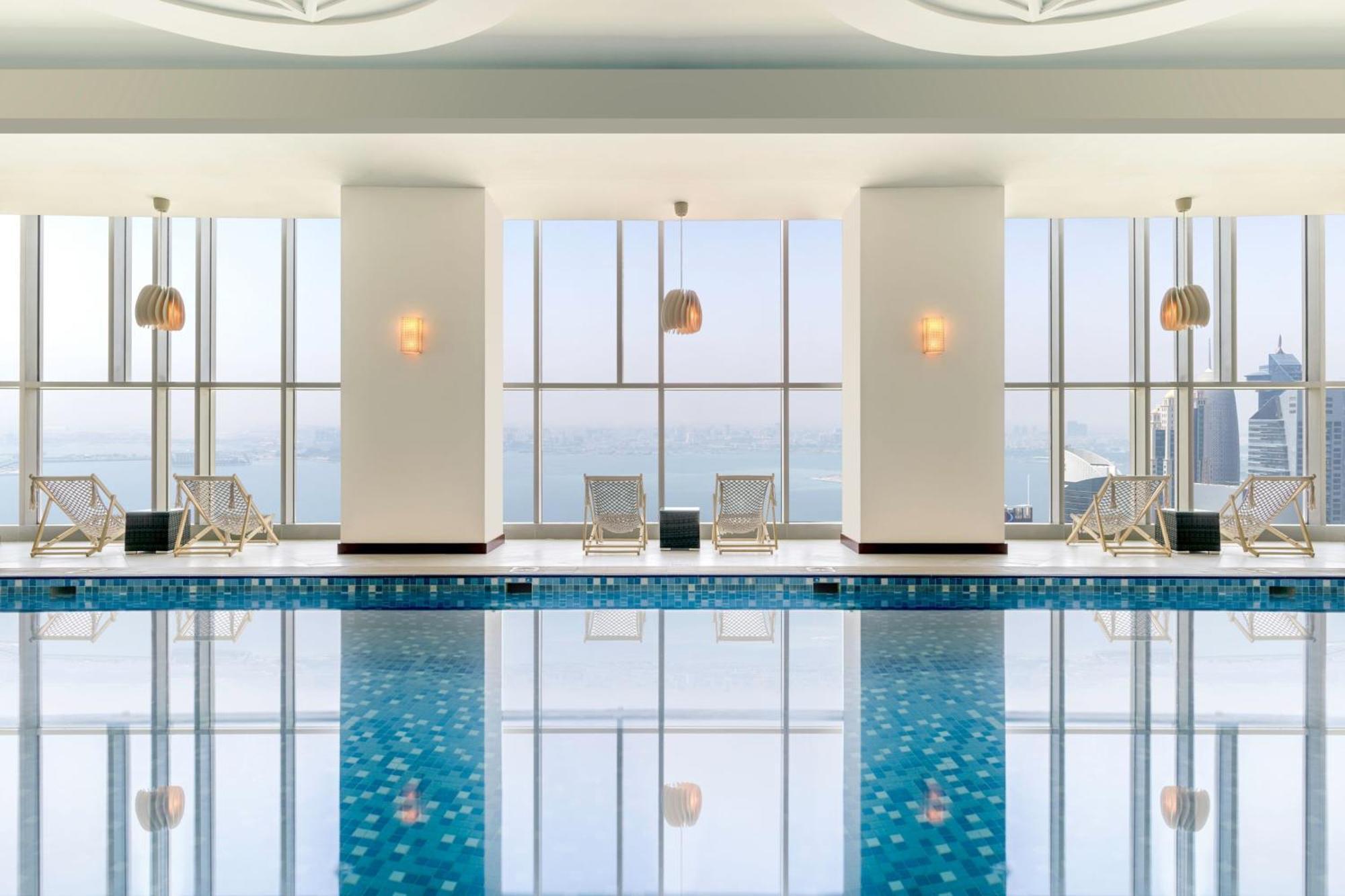 Le Meridien City Center Доха Екстериор снимка