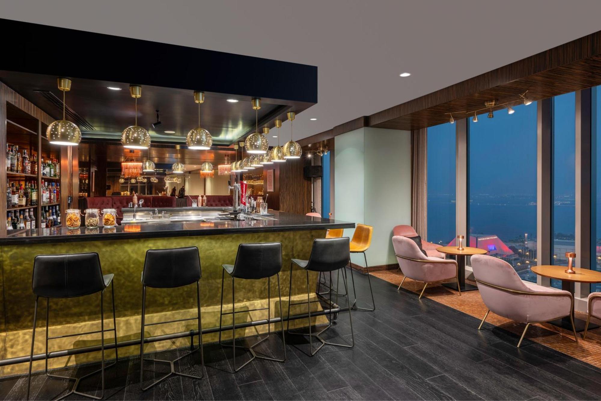 Le Meridien City Center Доха Екстериор снимка