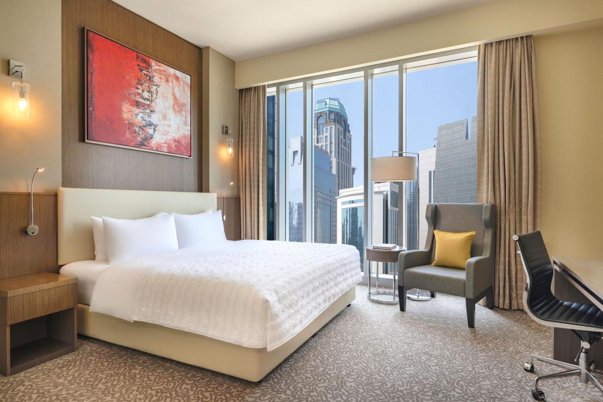Le Meridien City Center Доха Екстериор снимка