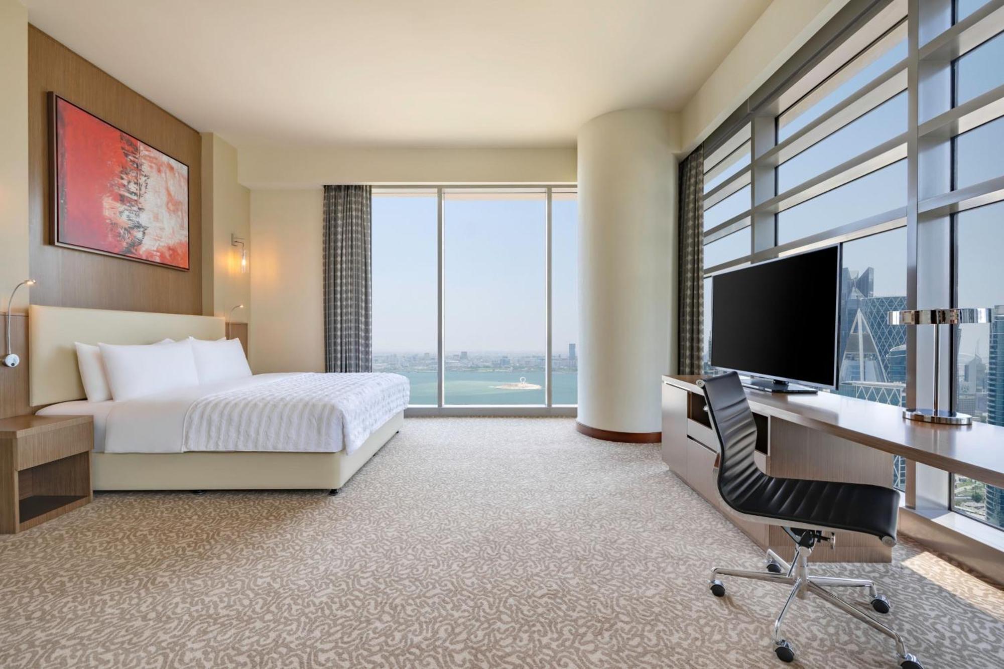 Le Meridien City Center Доха Екстериор снимка
