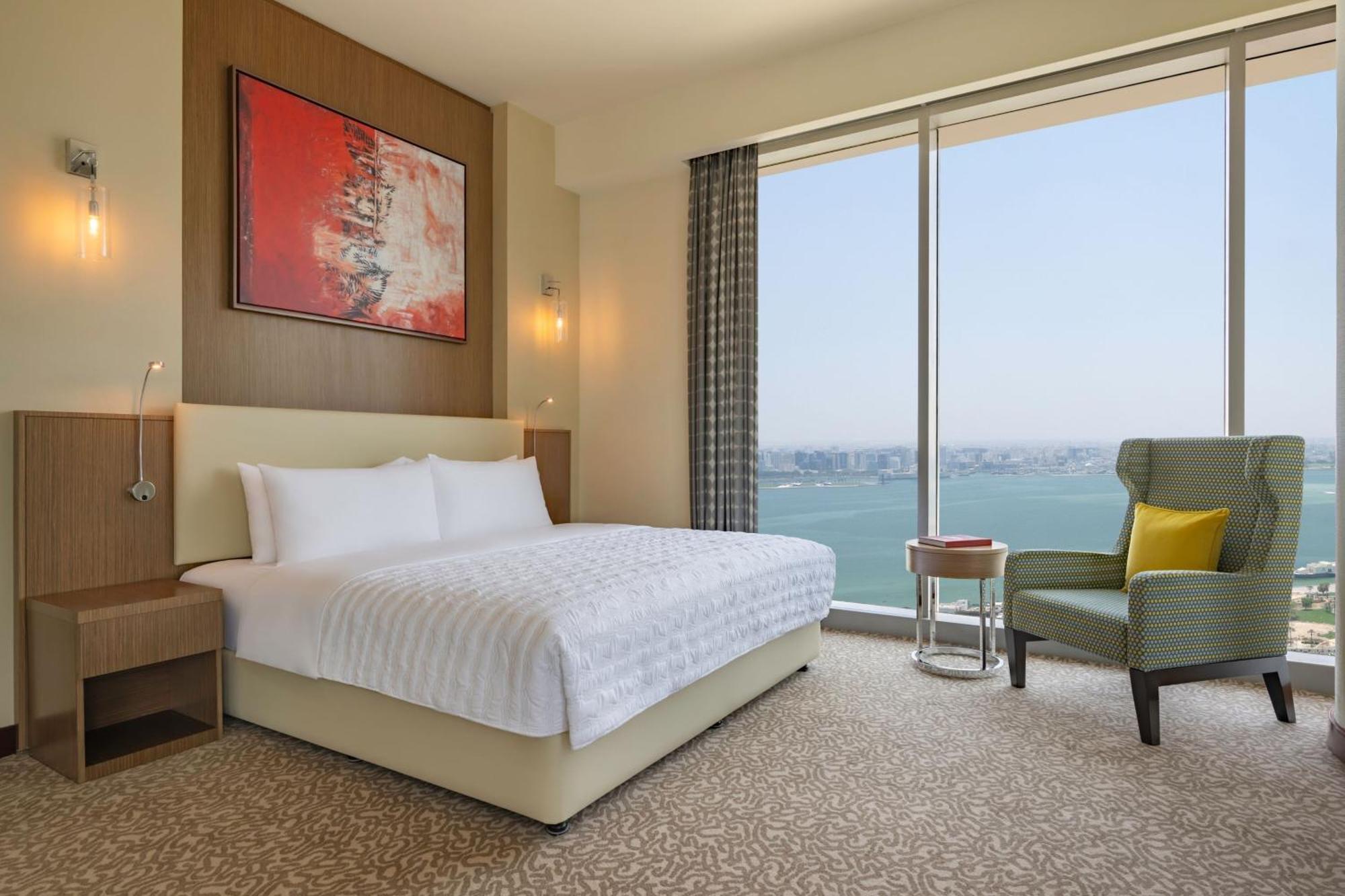 Le Meridien City Center Доха Екстериор снимка