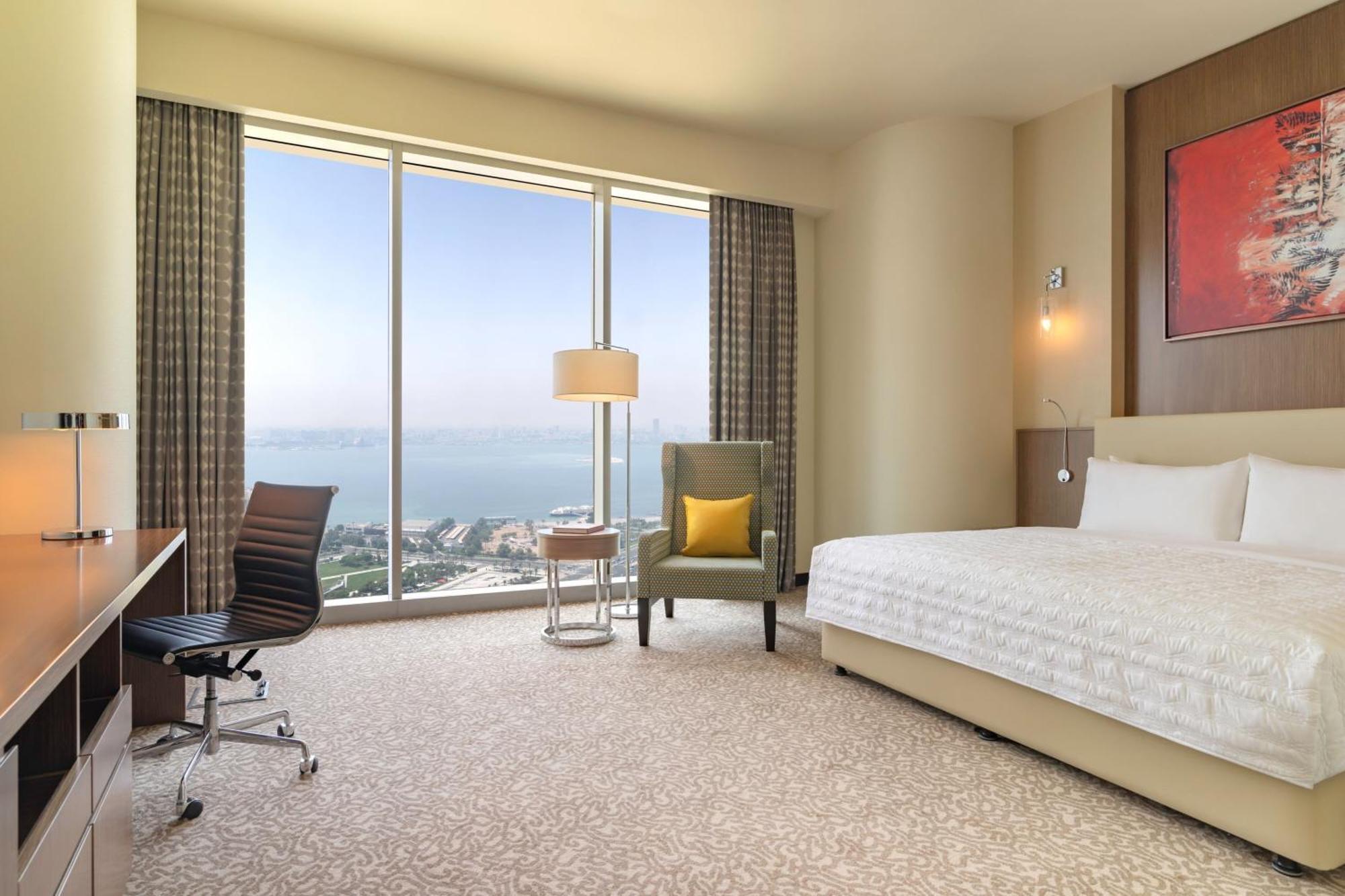 Le Meridien City Center Доха Екстериор снимка